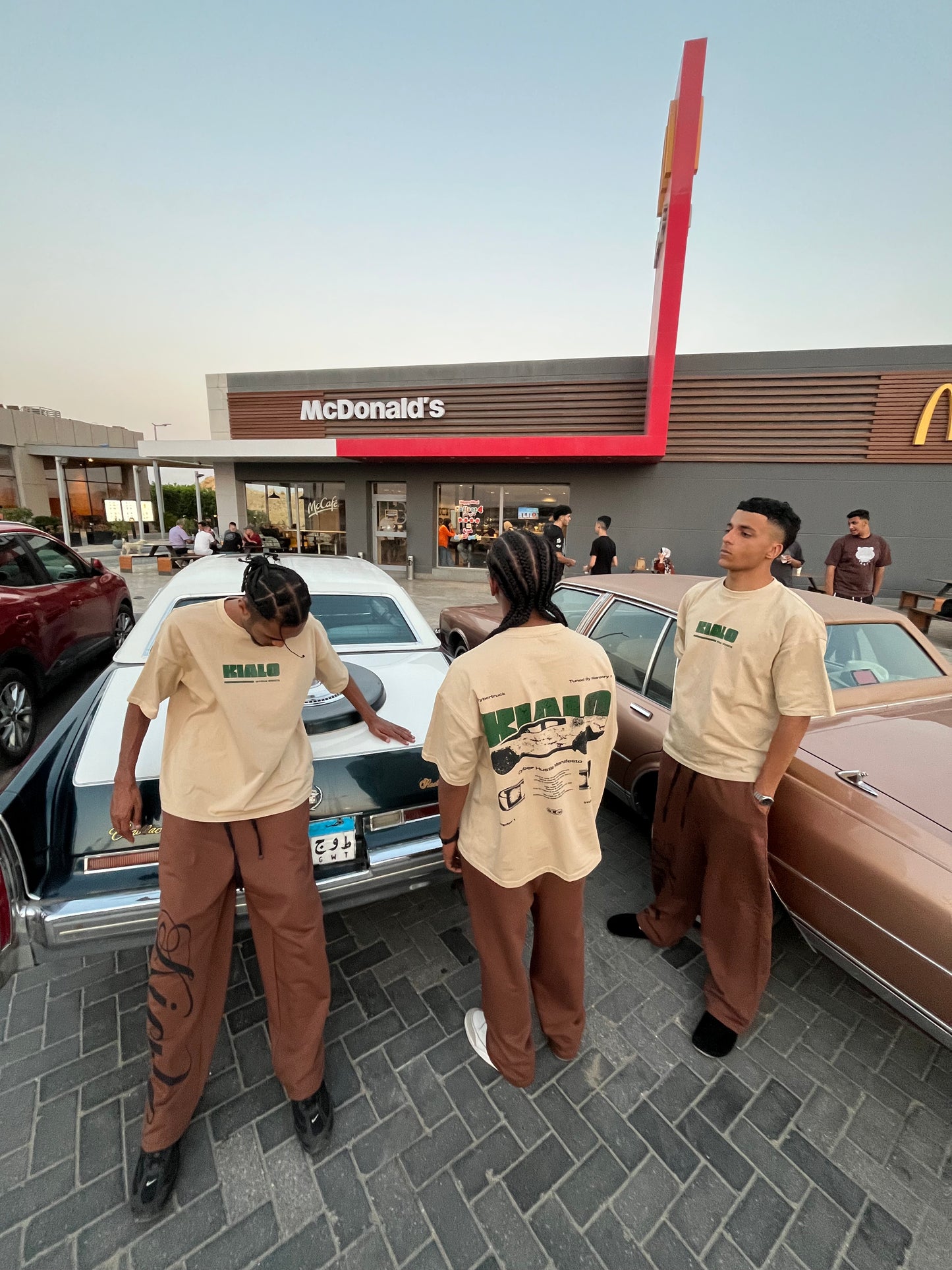 Baggy fit sweatpants [brown]