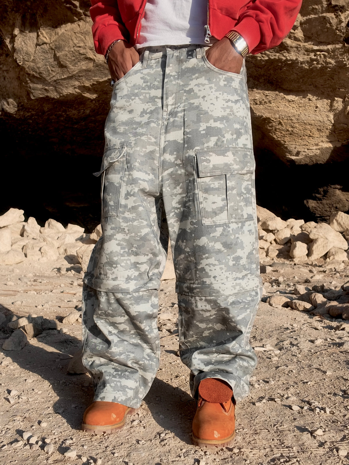 CONVERTIBLE CAMO DENIM (GREY)