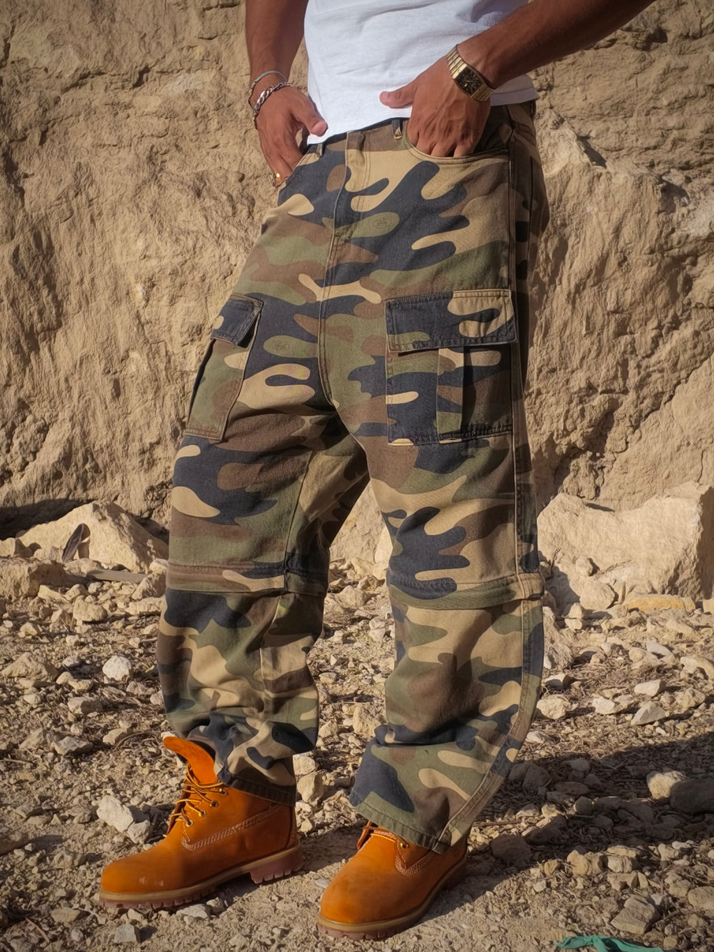 CONVERTIBLE CAMO DENIM (CAMO)