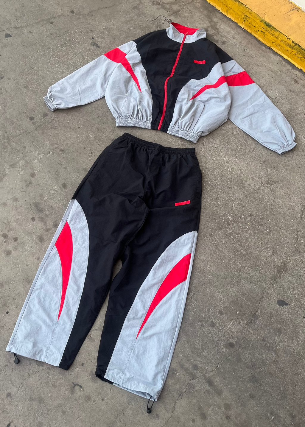 Black Tracky